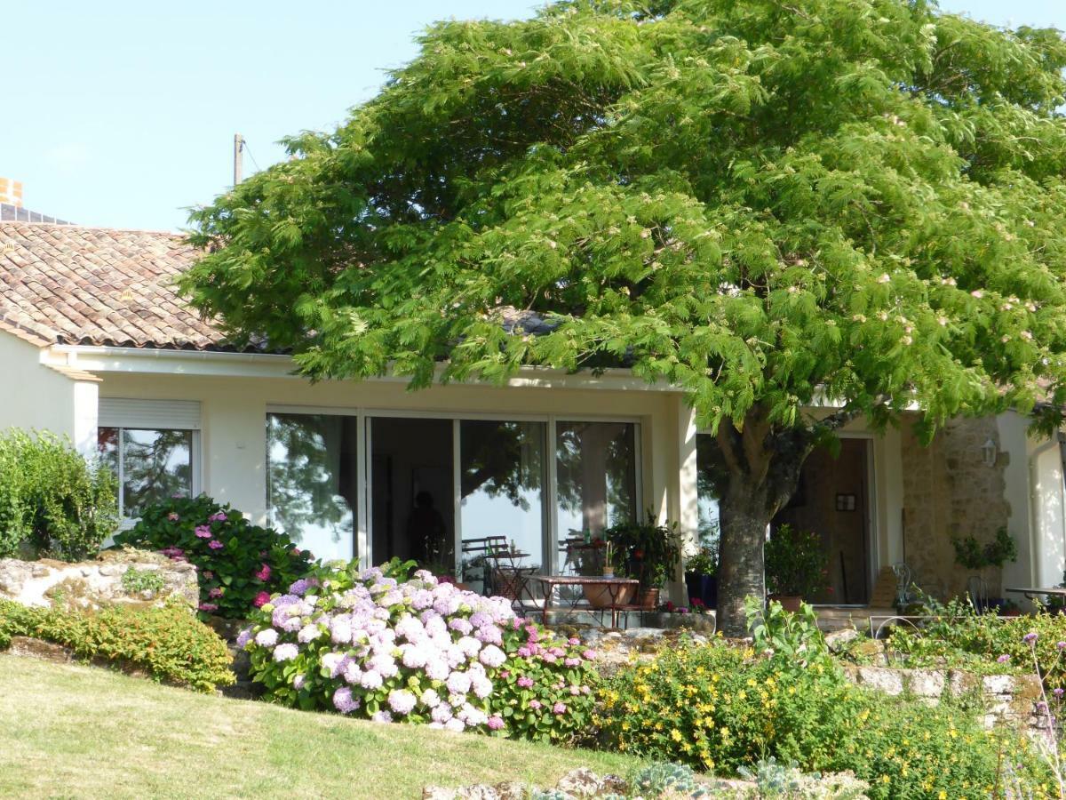 Bed and Breakfast Les 4 Elements St Emilion Branne  Exteriér fotografie